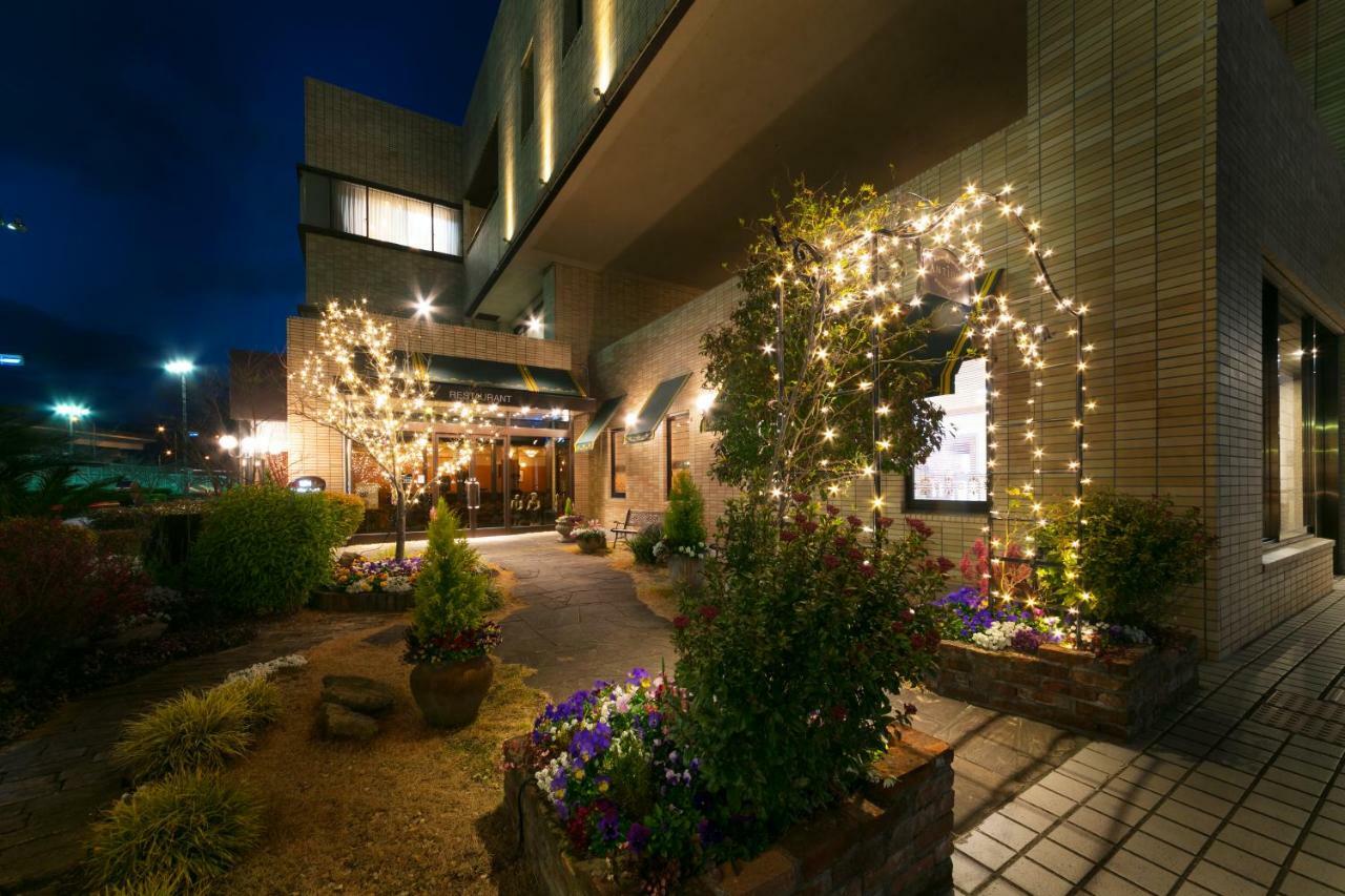 Hotel Chres Kōchi Esterno foto