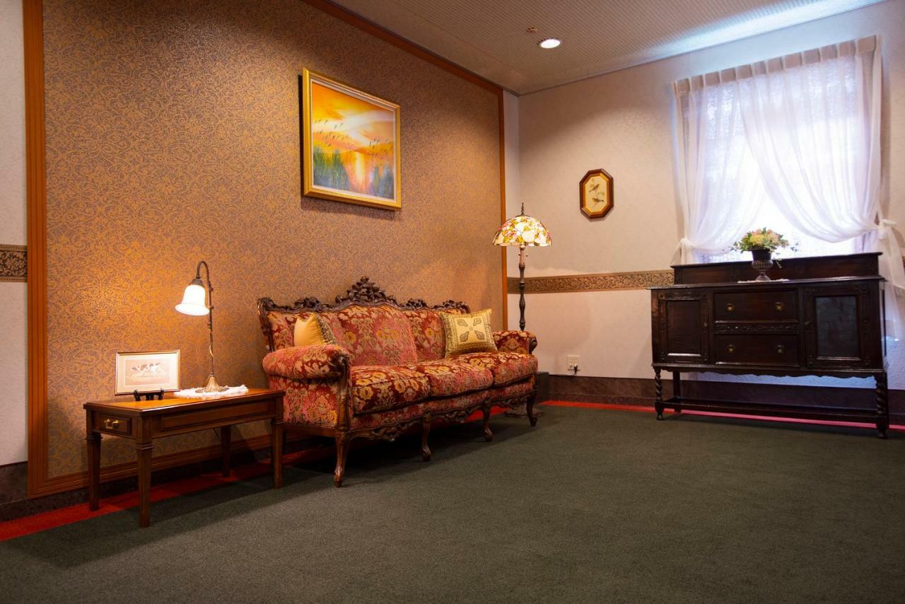 Hotel Chres Kōchi Esterno foto